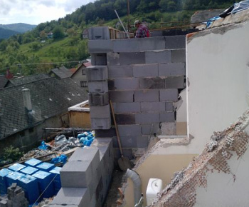 Zaujímavosti / Prestavba Obecného úradu - 2. časť - foto