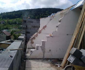 Zaujímavosti / Prestavba Obecného úradu - 2. časť - foto