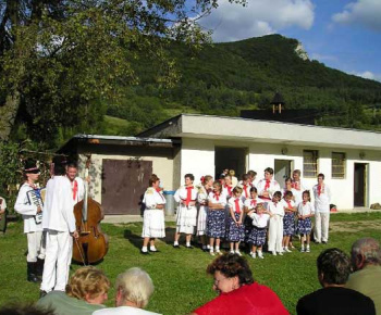 Kultúra / Kultúra - skupina Košarinka - foto