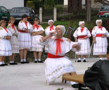 Kultúra / Kultúra - skupina Košarinka - foto