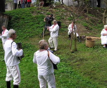 Kultúra / Folklórna skupina Košarinka v TV Košice - foto