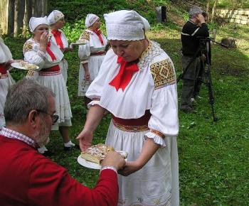 Kultúra / Folklórna skupina Košarinka v TV Košice - foto