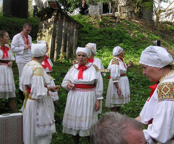 Kultúra / Folklórna skupina Košarinka v TV Košice - foto