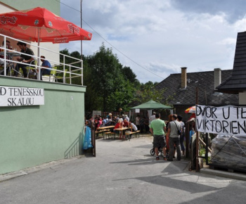Kultúra / Deň ľudových tradícií pod temeškou skalou - foto