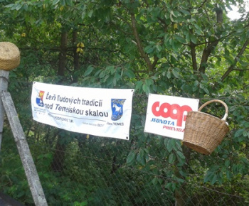Kultúra / Deň ľudových tradícií pod temeškou skalou - foto