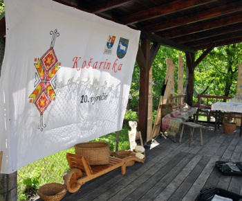 Kultúra / Folklórna skupina Košarinka - jubileum - foto